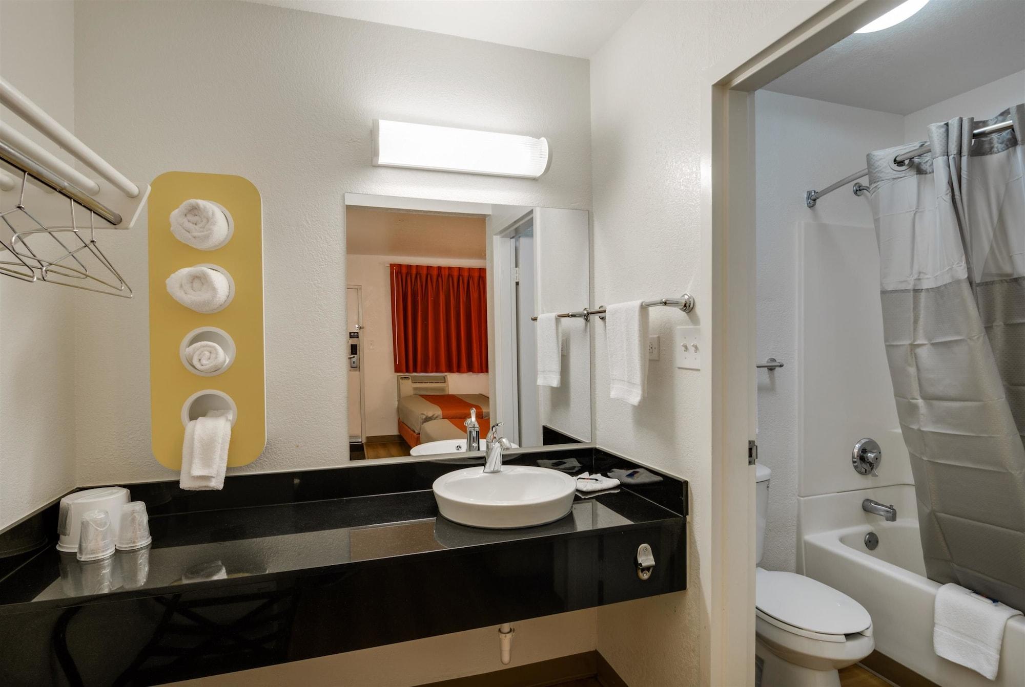 Motel 6-Schiller Park, Il - Chicago O'Hare Eksteriør bilde